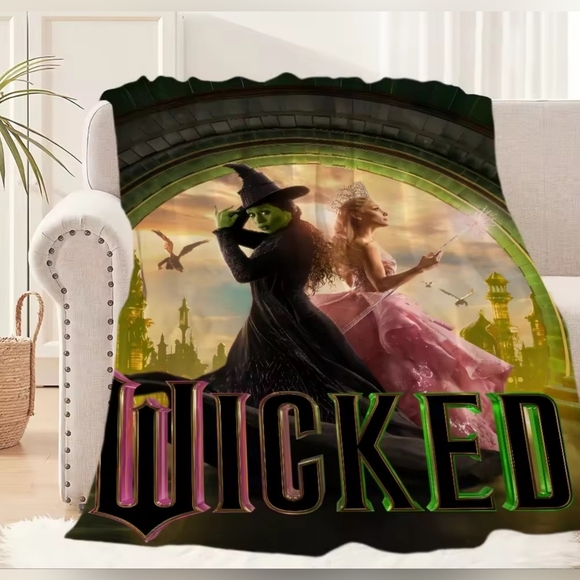 Wicked Other - Wicked Themed Blanket with Green and Pink Design 50x75 Cm